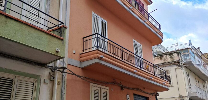 Casteldaccia: Casa Indipendente Via Catania